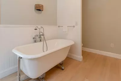 122 Sylvan Drive, East Greenwich, RI 02818 - Photo 23