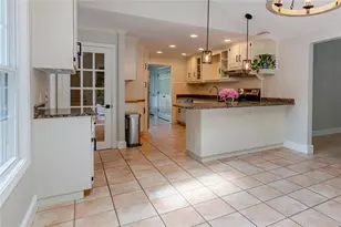 122 Sylvan Dr, East Greenwich, RI 02818 - Photo 7