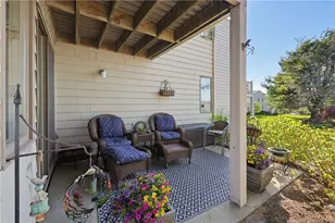 77 Windward Ln, Bristol, RI 02809 - Photo 15