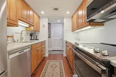 77 Windward Lane, Bristol, RI 02809 - Photo 9