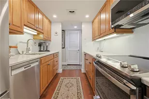 77 Windward Ln, Bristol, RI 02809 - Photo 9