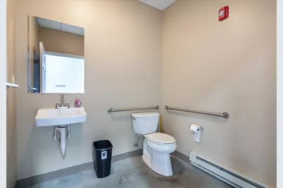 376 Dry Bridge Road #J2, North Kingstown, RI 02852 - Photo 17