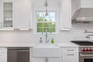 24 Patricia Ann Dr, Bristol, RI 02809 - Photo 11
