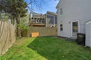 8 Mann Ave, Newport, RI 02840 - Photo 25