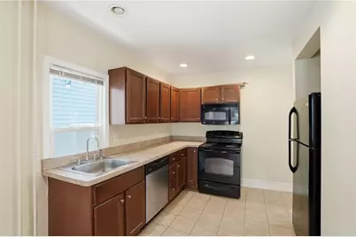 8 Mann Avenue, Newport, RI 02840 - Photo 3