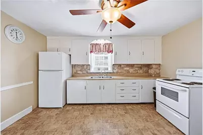 112 Clay Street, Central Falls, RI 02863 - Photo 17