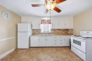 112 Clay St, Central Falls, RI 02863 - Photo 17