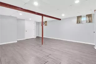 25 Mowry St, Pawtucket, RI 02861 - Photo 13