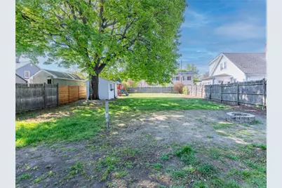 25 Mowry Street, Pawtucket, RI 02861 - Photo 7