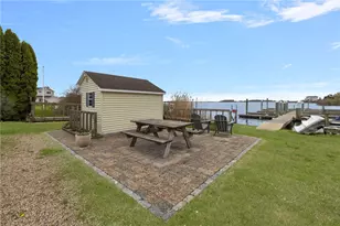 26 E Bayview Rd, Charlestown, RI 02813 - Photo 37