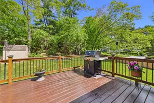 12 Elmonte Dr, Coventry, RI 02816 - Photo 27