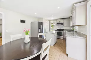 12 Elmonte Dr, Coventry, RI 02816 - Photo 5
