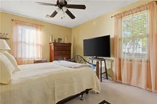 365 Maple St, Warwick, RI 02888 - Photo 15