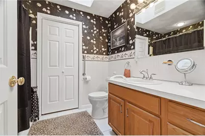 365 Maple Street, Warwick, RI 02888 - Photo 5