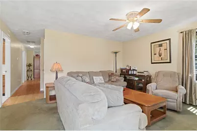 365 Maple Street, Warwick, RI 02888 - Photo 17