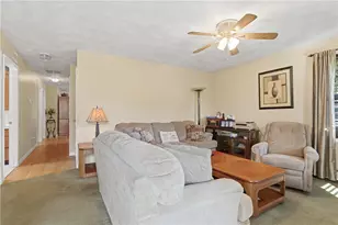 365 Maple St, Warwick, RI 02888 - Photo 17