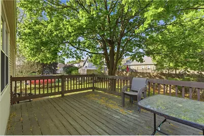 365 Maple Street, Warwick, RI 02888 - Photo 21