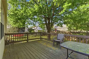 365 Maple St, Warwick, RI 02888 - Photo 21