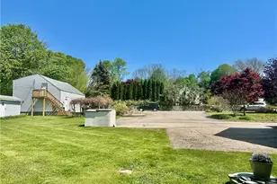 432 Fairview Ave, Coventry, RI 02816 - Photo 5