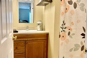 432 Fairview Ave, Coventry, RI 02816 - Photo 17