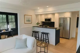 42 Marlborough St, East Greenwich, RI 02818 - Photo 7