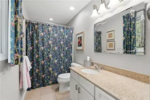 32 Sunny View Ct, Warwick, RI 02886 - Photo 33