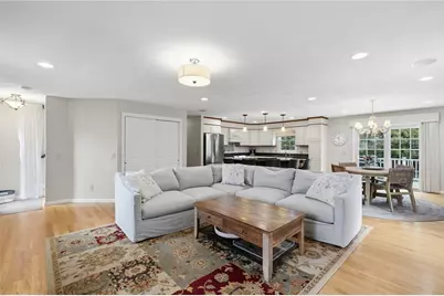 32 Sunny View Court, Warwick, RI 02886 - Photo 19