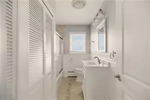 92 Bracket Ave, Tiverton, RI 02878 - Photo 9
