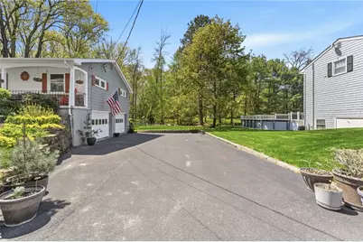 7 Meadowbrook Road, Lincoln, RI 02865 - Photo 5