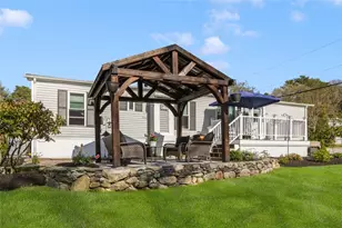 33 Foxtrot Dr, Charlestown, RI 02813 - Photo 3