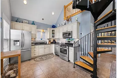 64 Burnside Avenue, Narragansett, RI 02882 - Photo 19
