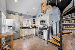 64 Burnside Ave, Narragansett, RI 02882 - Photo 19