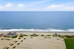 64 Burnside Ave, Narragansett, RI 02882 - Photo 9