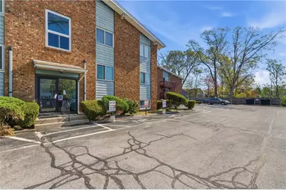110 Pilgrim Parkway #11, Warwick, RI 02888 - Photo 3