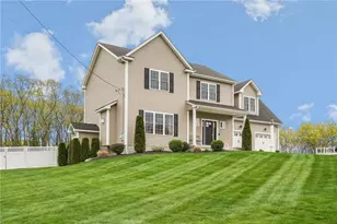 81 Golden View Dr, Johnston, RI 02919 - Photo 3