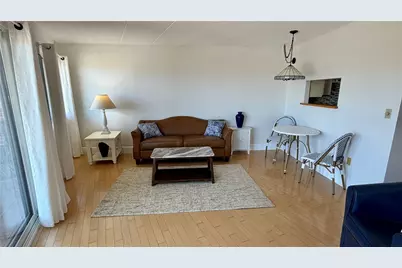 1302 Capella S, Newport, RI 02840 - Photo 13