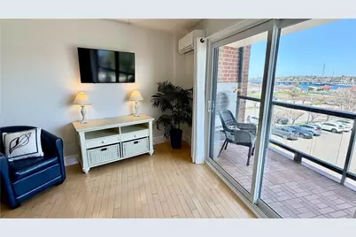 1302 Capella S, Newport, RI 02840 - Photo 9