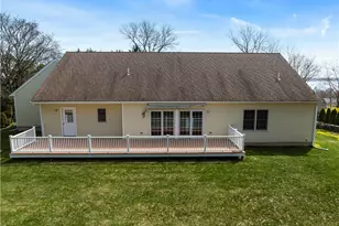 18 Peggy Ln, Portsmouth, RI 02871 - Photo 31