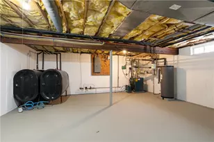 18 Peggy Ln, Portsmouth, RI 02871 - Photo 29