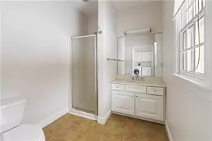 18 Peggy Ln, Portsmouth, RI 02871 - Photo 11
