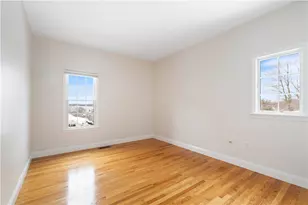 18 Peggy Ln, Portsmouth, RI 02871 - Photo 21