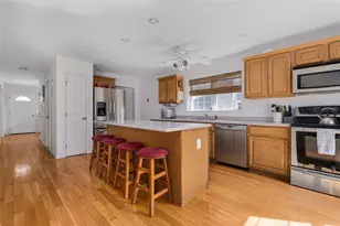 42 Spruce Ave, Narragansett, RI 02882 - Photo 15