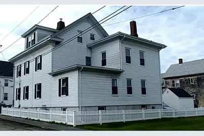 37 Lincoln Avenue, Bristol, RI 02809 - Photo 3