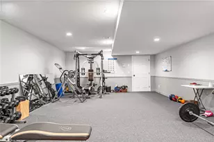 45 Briarbrooke Ln, Cranston, RI 02921 - Photo 29