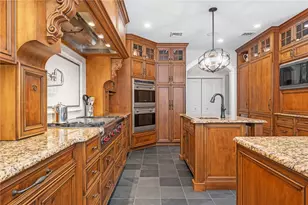 45 Briarbrooke Ln, Cranston, RI 02921 - Photo 9