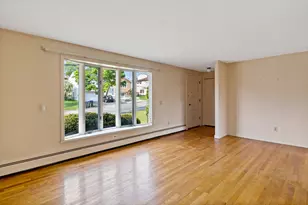 85 Sunset Ave, Providence, RI 02909 - Photo 13