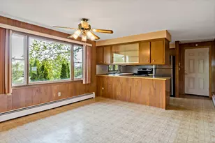 85 Sunset Ave, Providence, RI 02909 - Photo 3