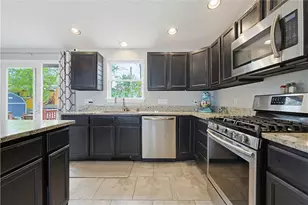 64 Weeks St, Cumberland, RI 02864 - Photo 7