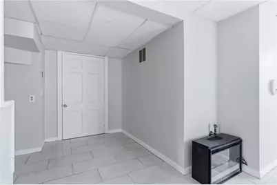 135 Boutwell Street, Pawtucket, RI 02860 - Photo 27