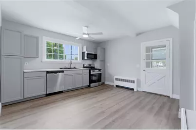 135 Boutwell Street, Pawtucket, RI 02860 - Photo 5
